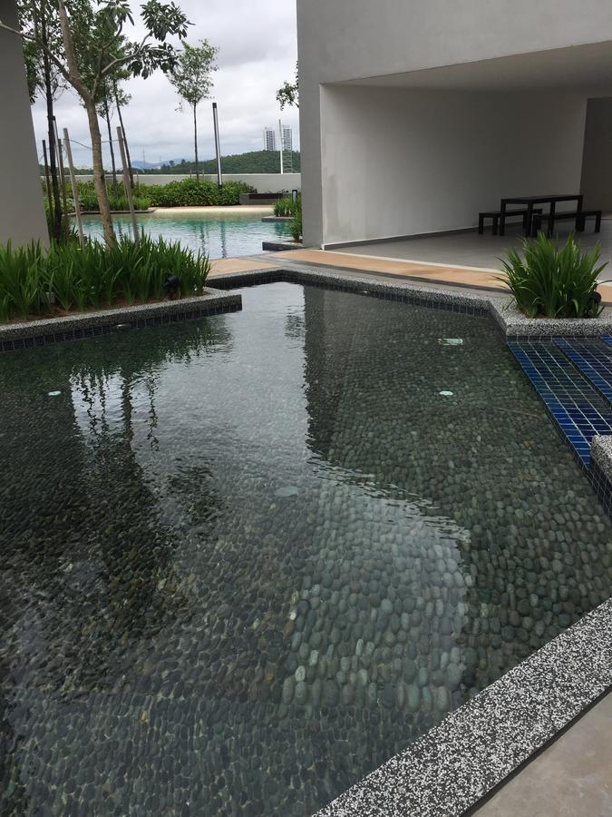 Meridin Medini Muslim Condo Nusajaya  Exterior photo