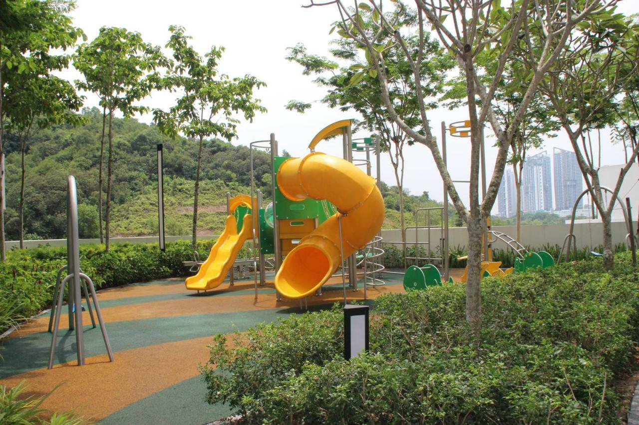 Meridin Medini Muslim Condo Nusajaya  Exterior photo